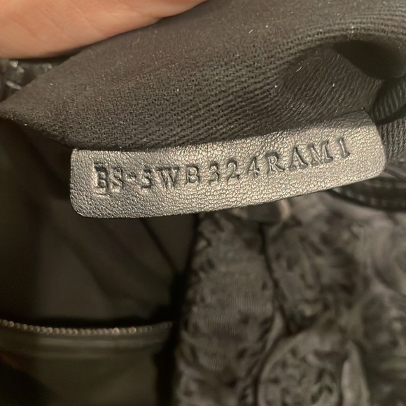 Valentino Garavani Black Floral Tote Bag - Picture 10 of 11